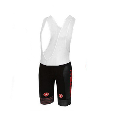 Castelli Kurzarmtrikot 2017 und Kurze Tragerhose grun und shwarz