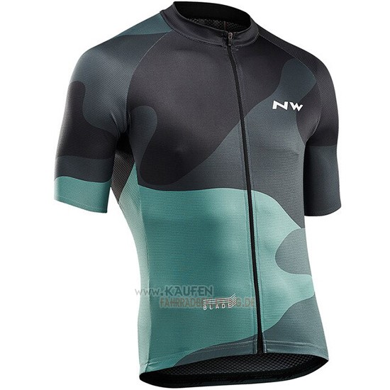 Northwave Kurzarmtrikot 2019 und Kurze Tragerhose Grun